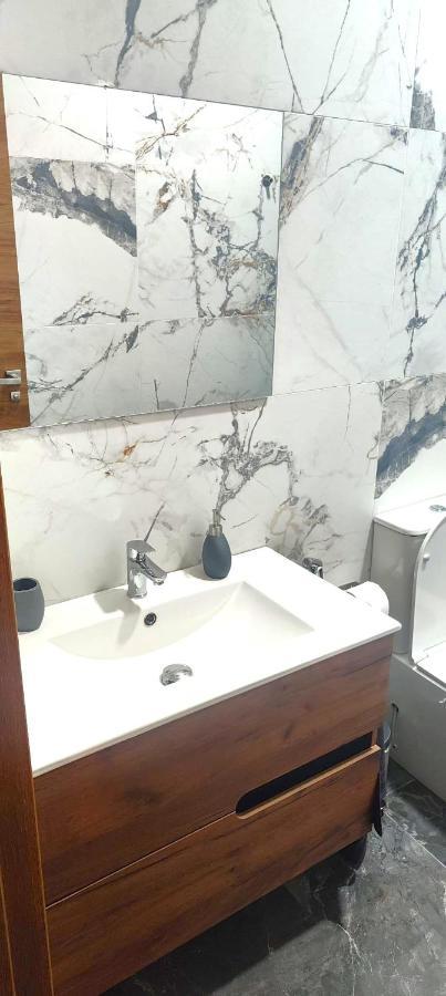 Beautiful Appartment In Martorell Extérieur photo